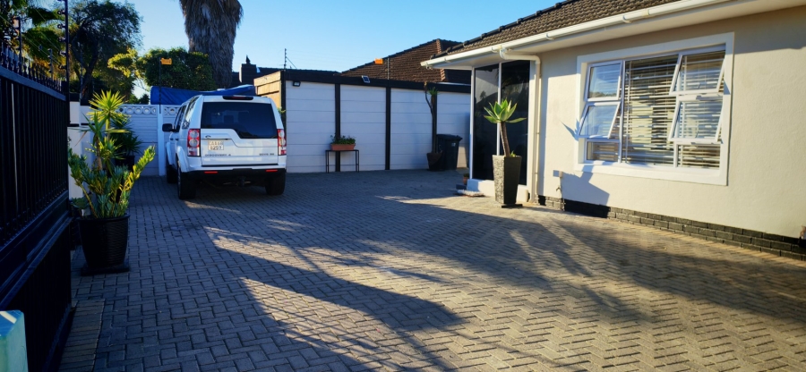 3 Bedroom Property for Sale in Ferness Estate Western Cape